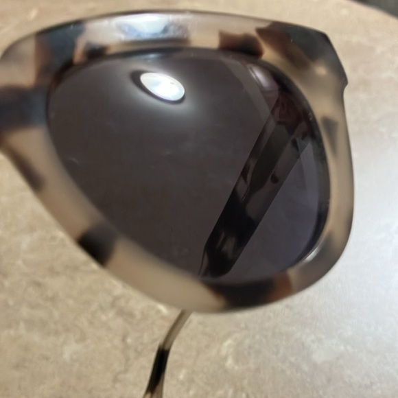 Diff Jagger Sun Glasses - Picture 6 of 6